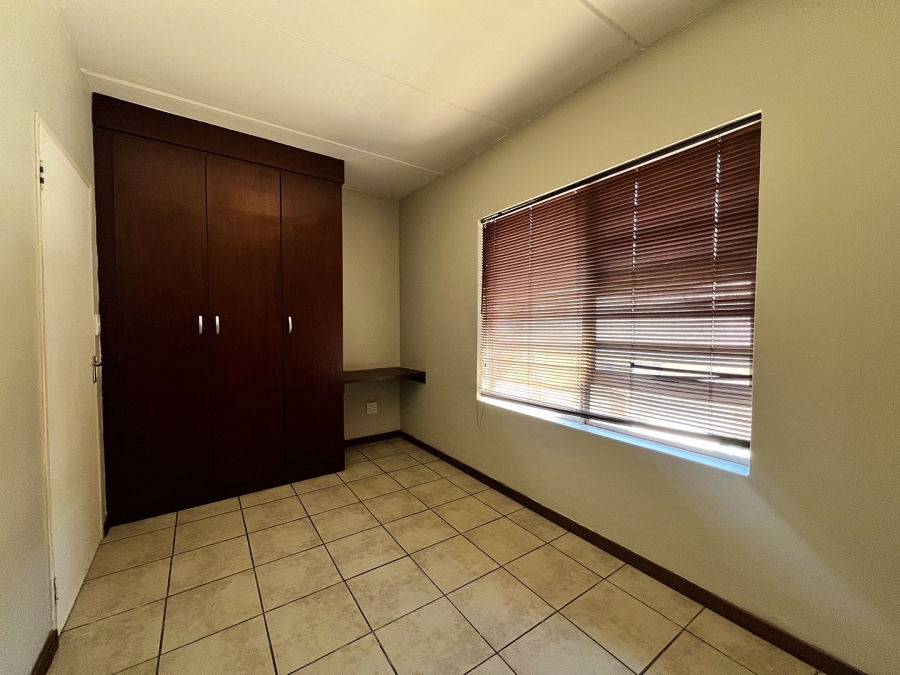 To Let 2 Bedroom Property for Rent in Die Bult North West